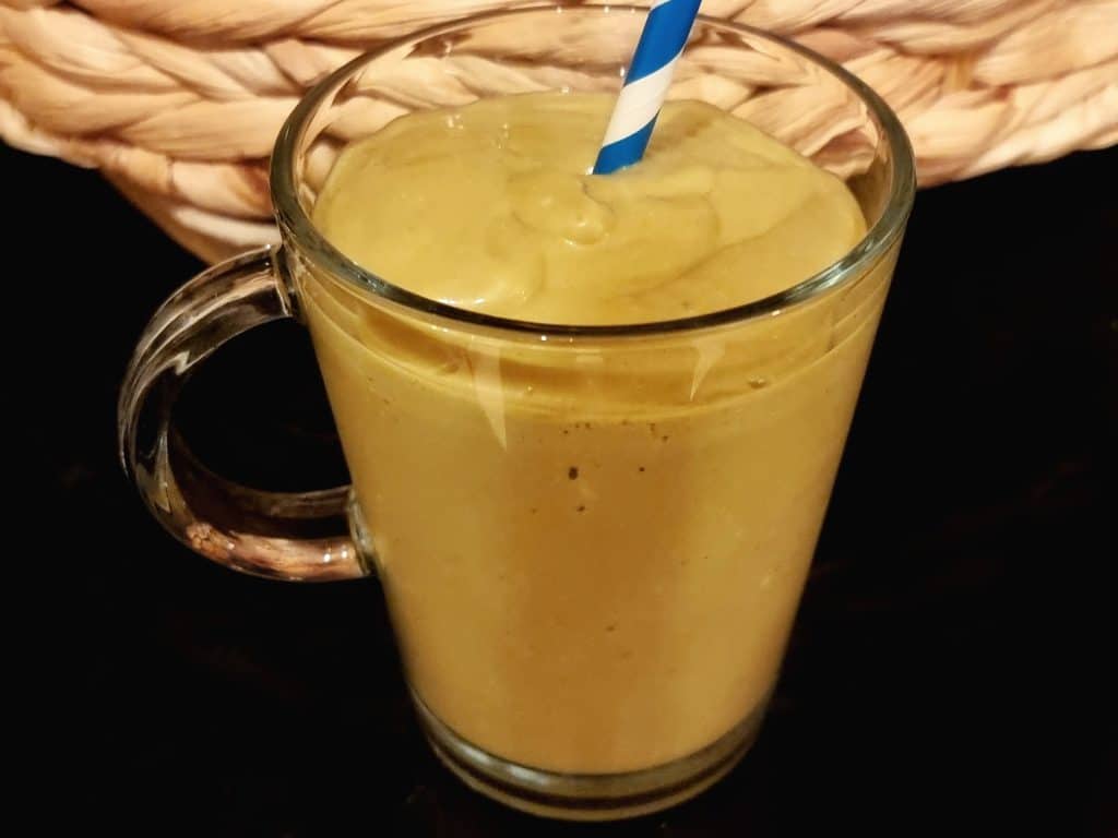 Avocadokoffiekokos smoothie Xandra's Keto Kitchen